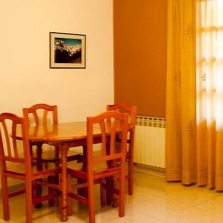 Apartamentos Mazcaray Bielsa Exteriör bild
