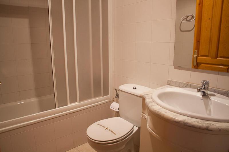 Apartamentos Mazcaray Bielsa Exteriör bild